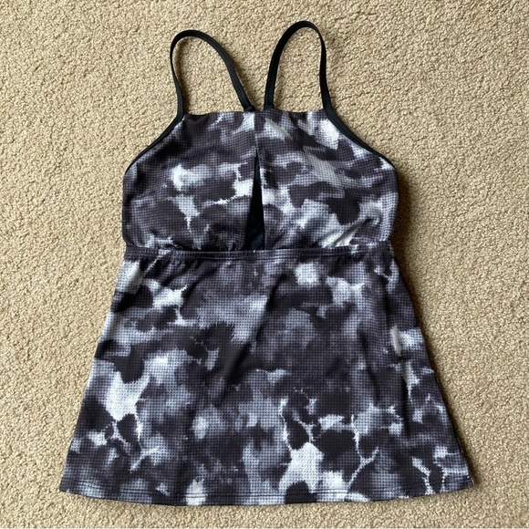 Nike Tankini Swim Top XS Black Gray White Pattern - Picture 1 of 7